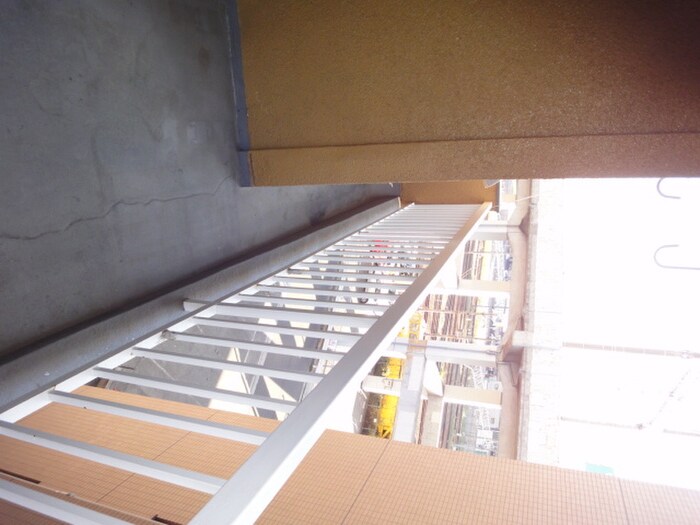 物件内観写真12　(ベランダ・バルコニー)