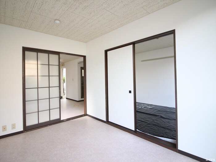 物件内観写真8　(居室)