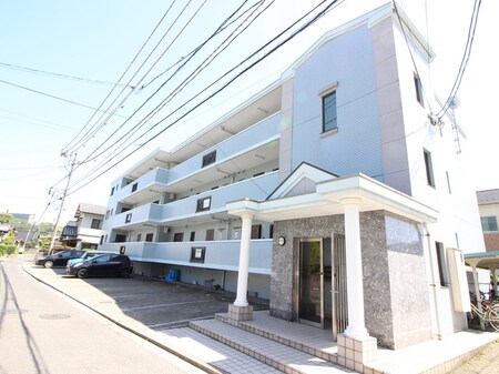 カンファタブル２外観写真