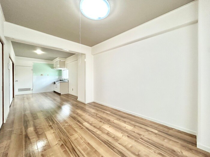 物件内観写真9　(居室)