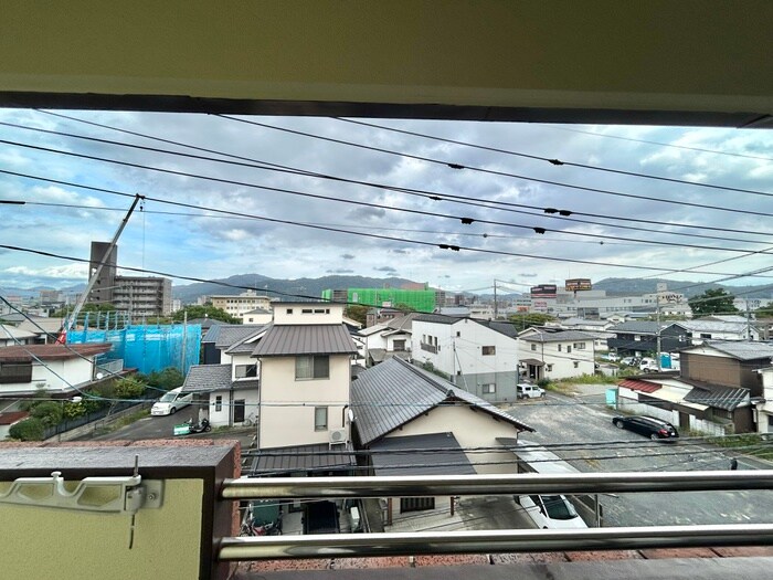 物件内観写真22　(室内からの展望)