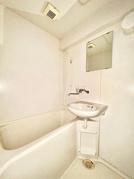 物件内観写真13　(バス／シャワールーム等)