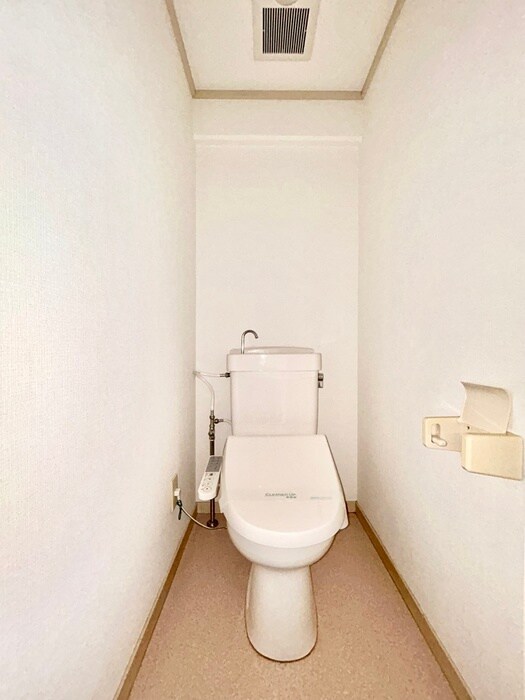 物件内観写真14　(トイレ)