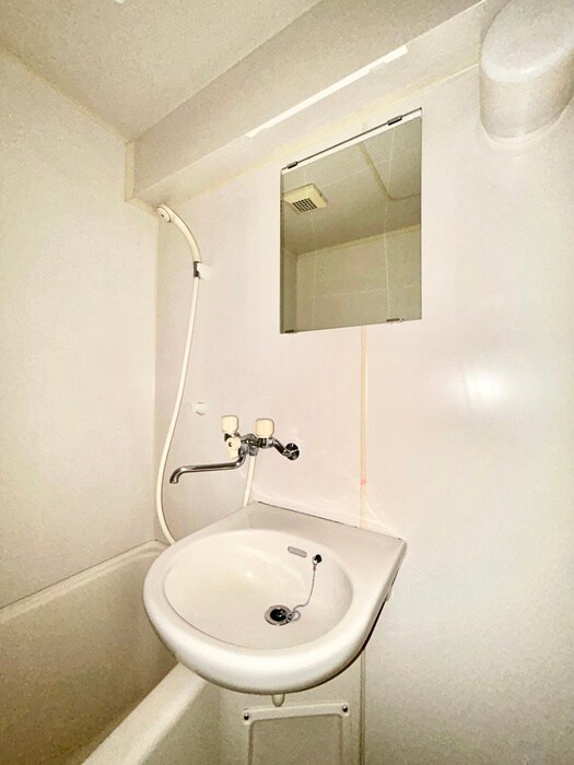 物件内観写真15　(洗面)