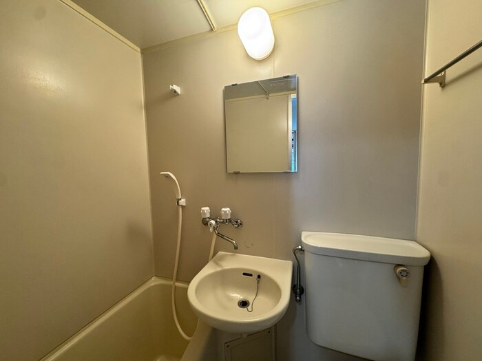 物件内観写真11　(洗面)