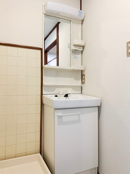 物件内観写真11　(洗面)