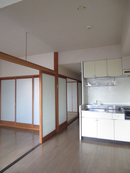 物件内観写真9　(居室)