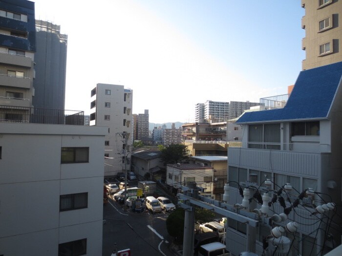 物件内観写真15　(室内からの展望)