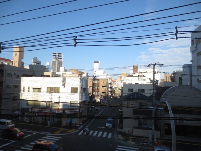 物件内観写真15　(室内からの展望)