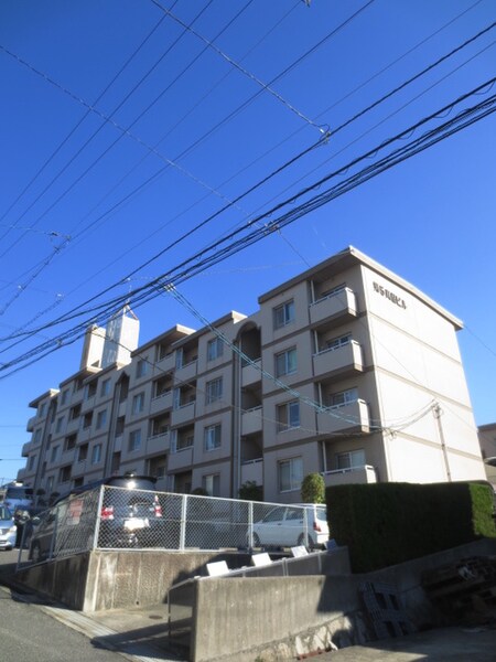 第５真屋ビル外観写真