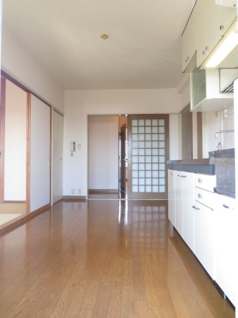 物件内観写真4　(居室)