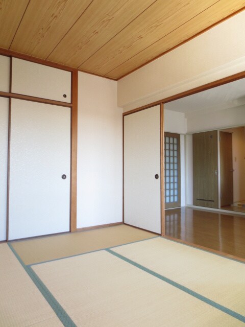 物件内観写真11　(居室)