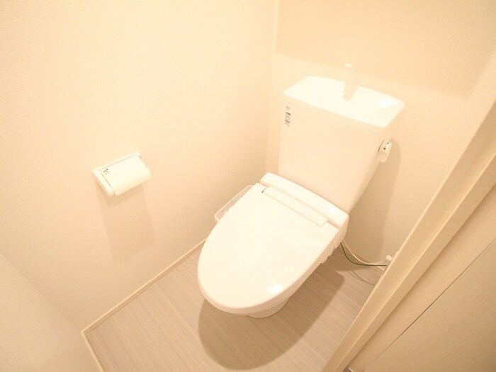 物件内観写真11　(トイレ)