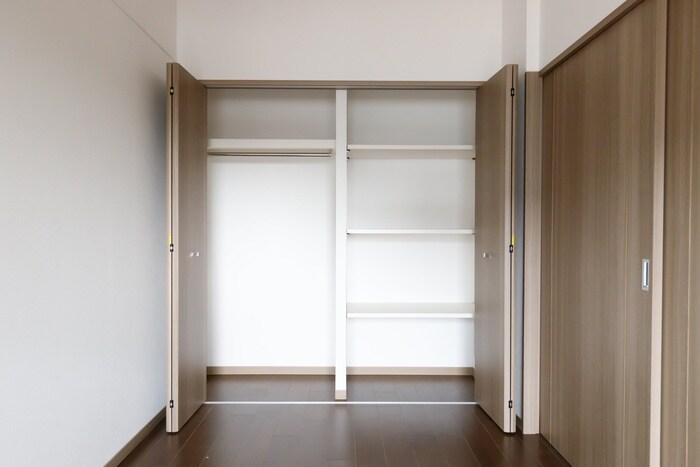 物件内観写真12　(収納)