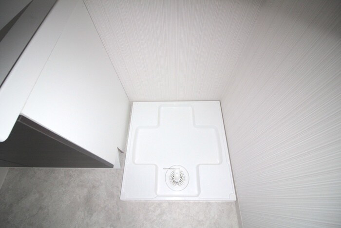 物件内観写真13　(洗濯機置場)