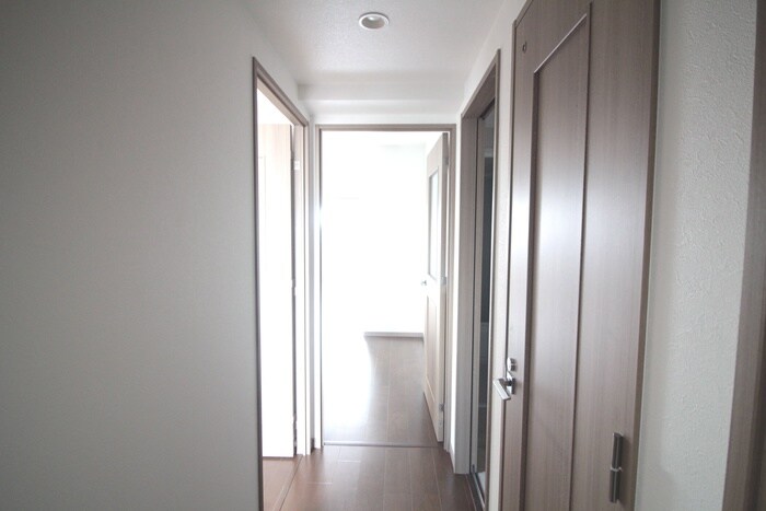 物件内観写真13　(廊下)