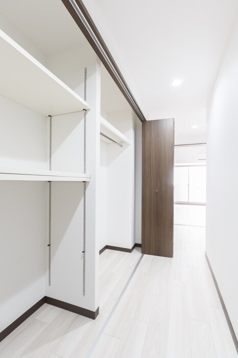 物件内観写真22　(収納)