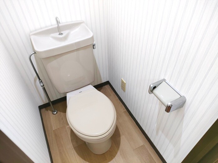 物件内観写真10　(トイレ)