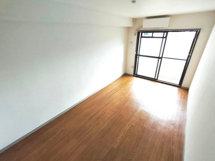 物件内観写真18　(居室)