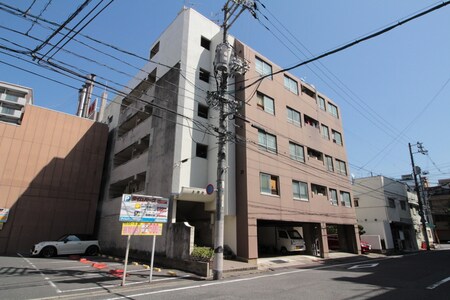 上竹ビル外観写真