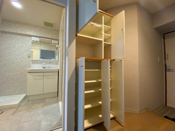 物件内観写真15　(靴箱)