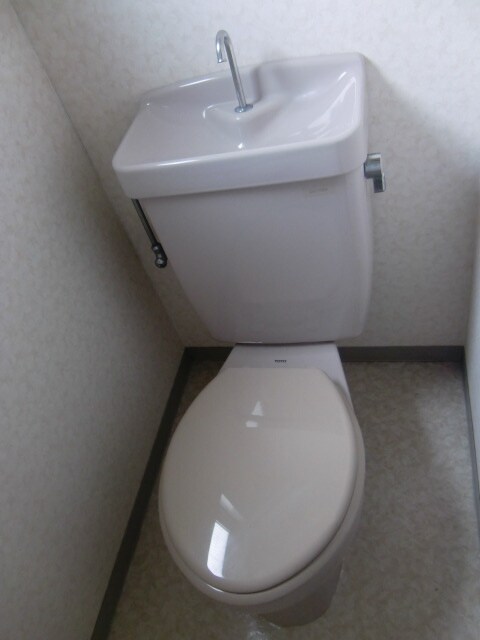 物件内観写真12　(トイレ)