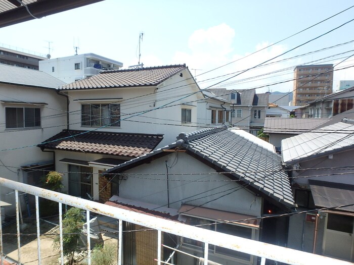 物件内観写真11　(室内からの展望)