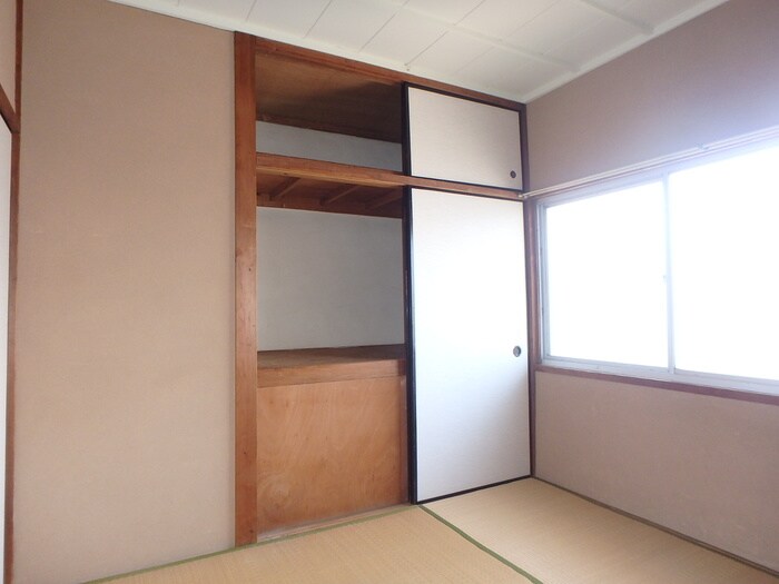 物件内観写真16　(収納)