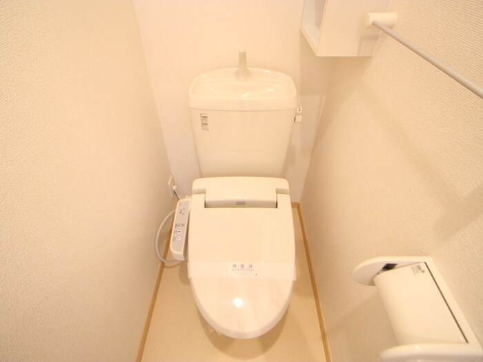 物件内観写真11　(トイレ)