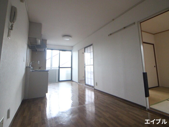 物件内観写真8　(居室)