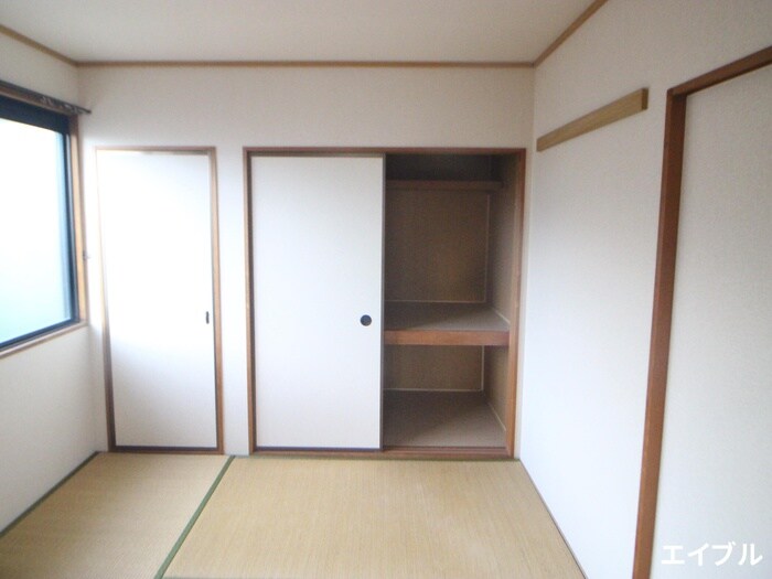 物件内観写真15　(収納)