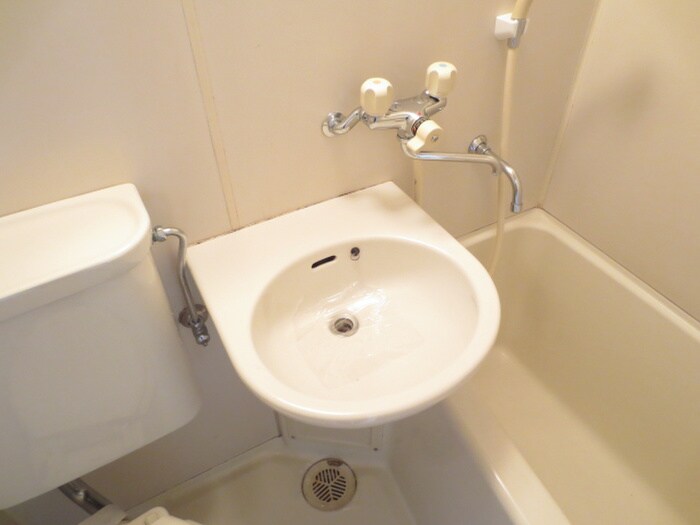 物件内観写真11　(洗面)