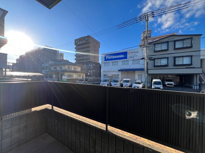 物件内観写真16　(室内からの展望)