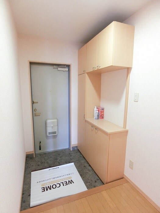 物件内観写真13　(靴箱)