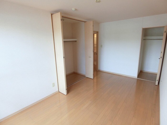 物件内観写真22　(居室)