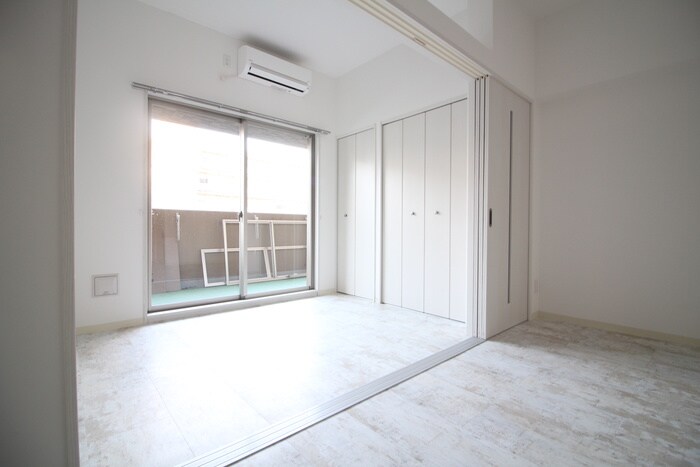 物件内観写真9　(室内からの展望)