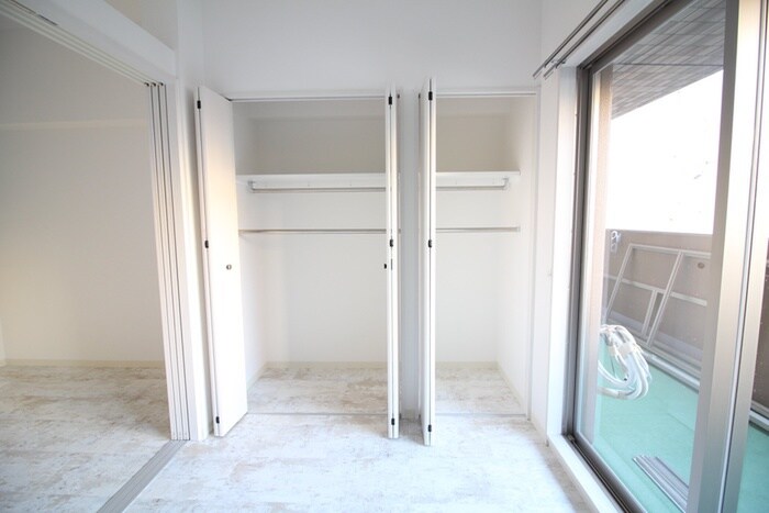 物件内観写真13　(収納)