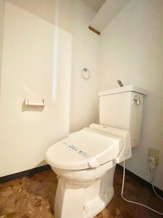 物件内観写真11　(トイレ)