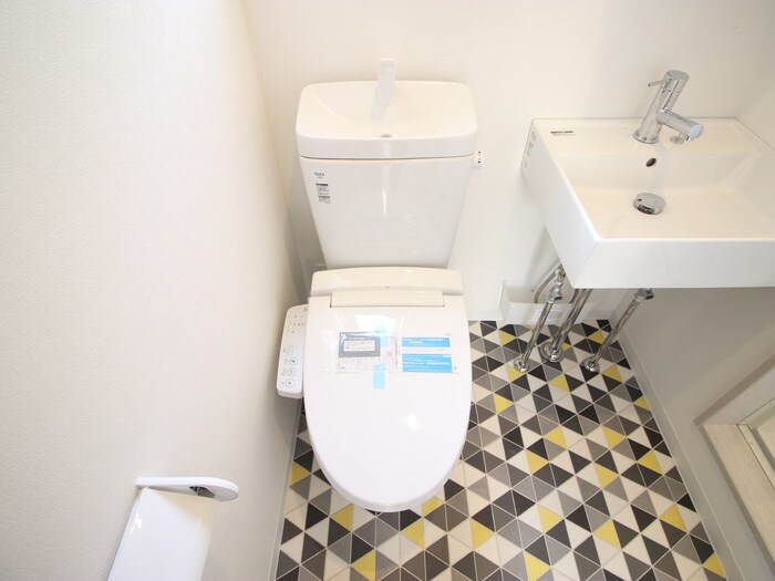 物件内観写真13　(トイレ)