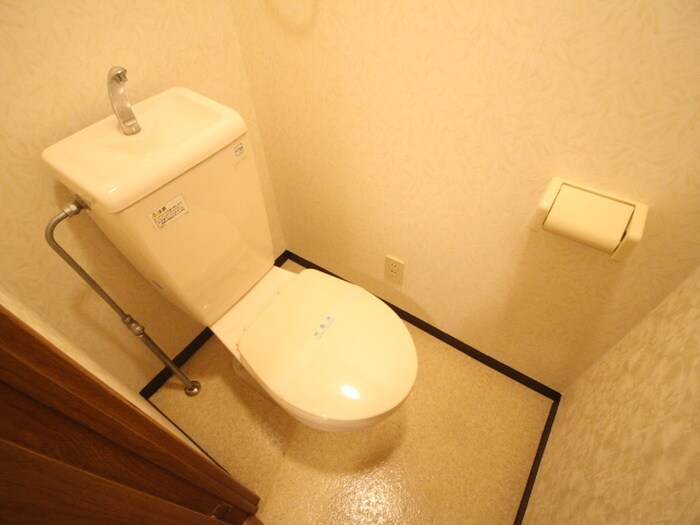 物件内観写真10　(トイレ)