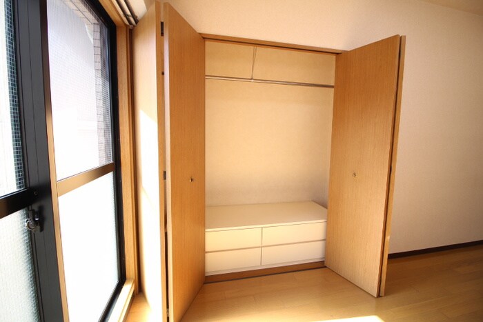 物件内観写真13　(収納)