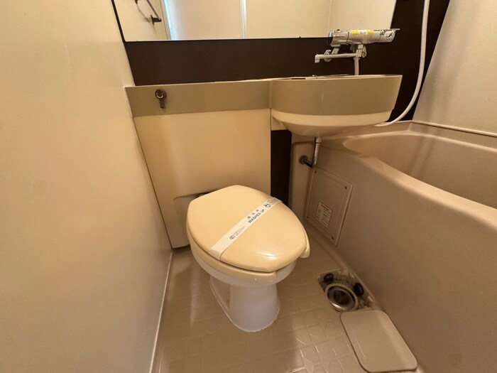 物件内観写真10　(トイレ)