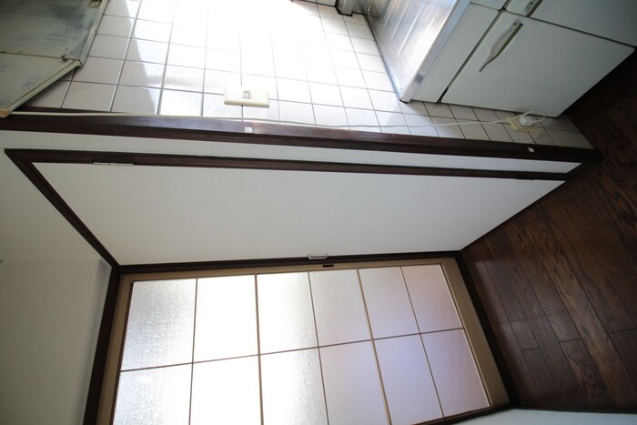 物件内観写真12　(収納)