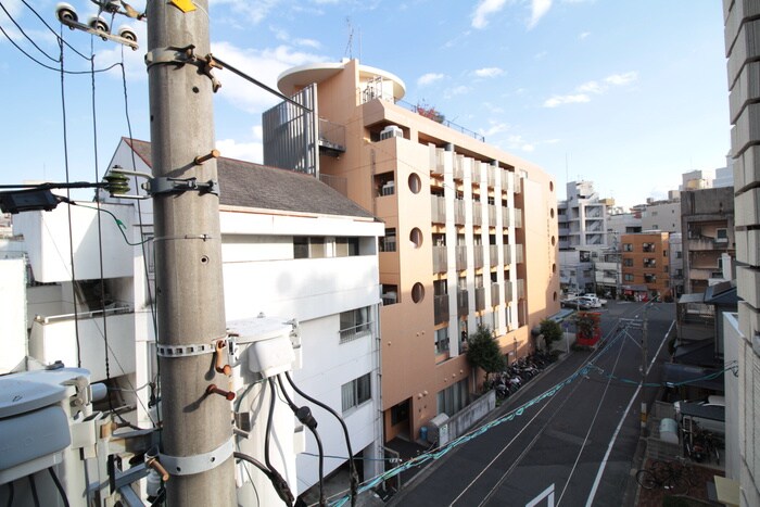 物件内観写真16　(室内からの展望)