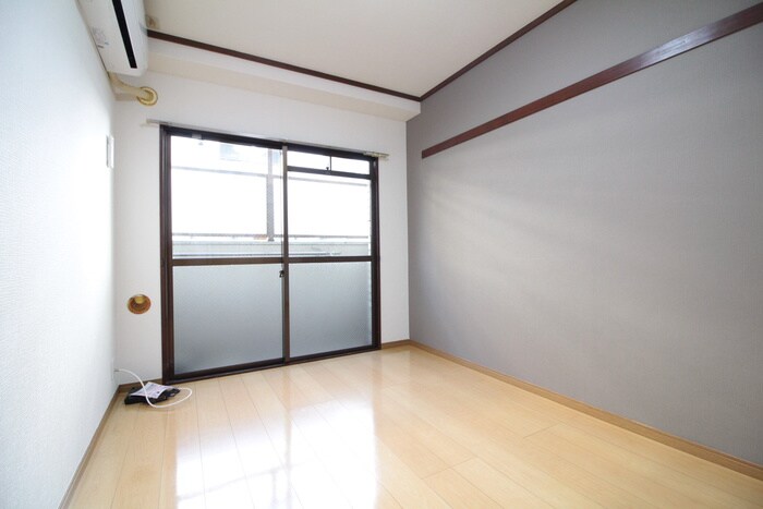 物件内観写真22　(居室)