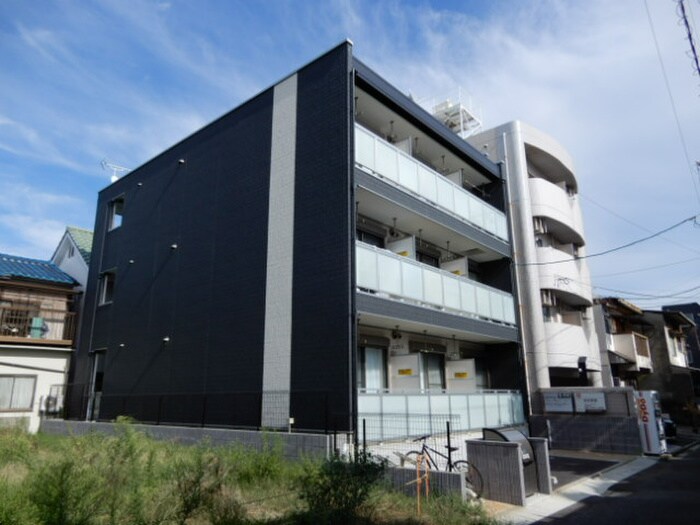 物件外観写真1　(外観写真)