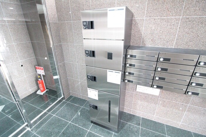 物件外観写真4　(建物設備)