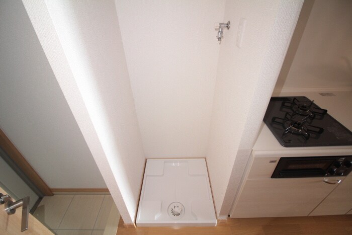 物件内観写真22　(洗濯機置場)