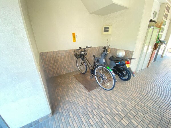 駐輪場