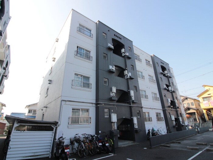 ナナツマチコ－ポＢ棟の外観写真